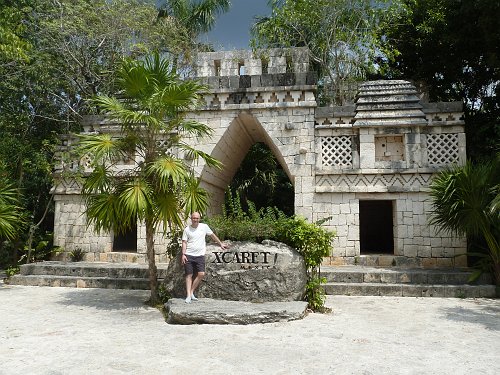 P1050833_ben_xcaret.JPG