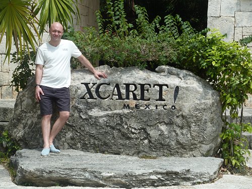 P1050834_ben_xcaret.JPG