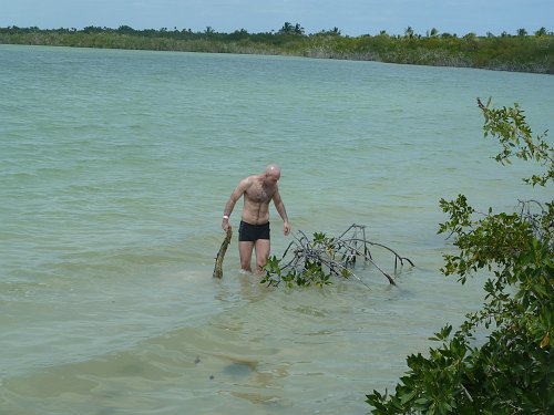 P1060077_ben_lagoon.JPG