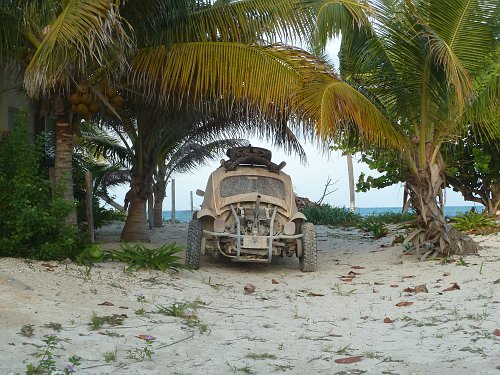 P1060117_church_buggy.JPG