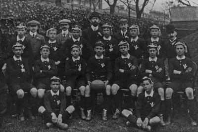 1907-03-16 Capt England v Wales March 16 1907.jpg